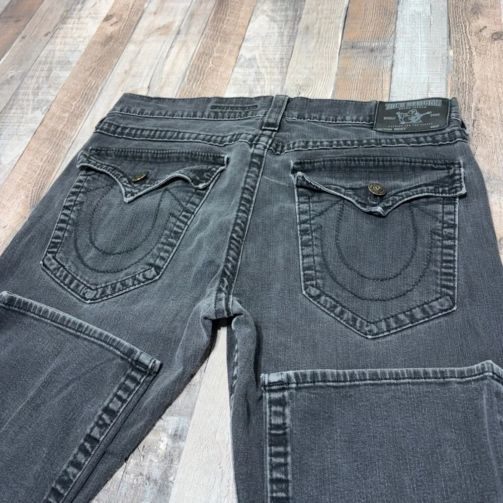 True Religion Ricky Jeans Mens 36x32 Gray Straight Leg Made in USA Faded Denim